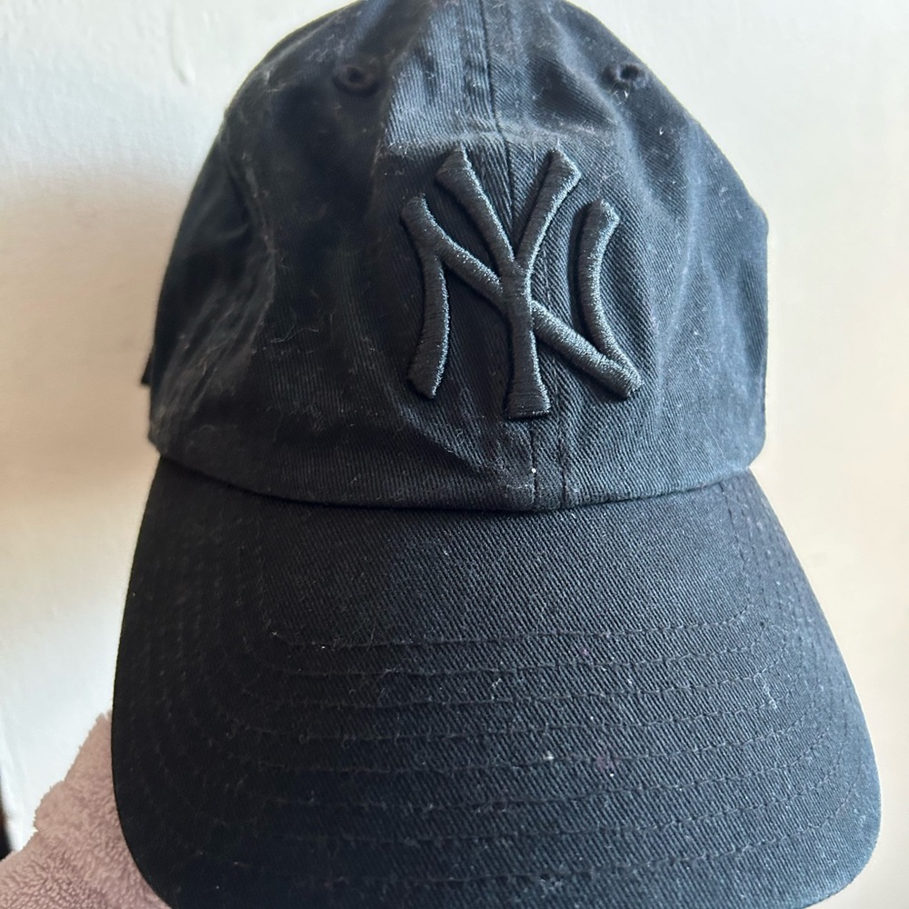 New York Yankees Strapback | 47 Yankees Hat | Team Logo Black Cap | NY baseball